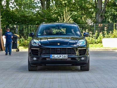 Porsche Macan S