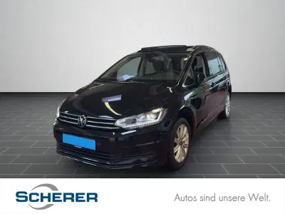 Gebraucht VW Touran Comfortline 150 PS (110 kW) 2025 Grenadillschwarz metallic (metallic) Van / Kleinbus