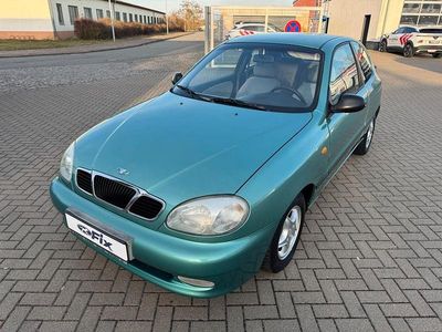 Begagnad Chevrolet Lanos SE 75 HK (55 kW) 2000 Grön Sedan
