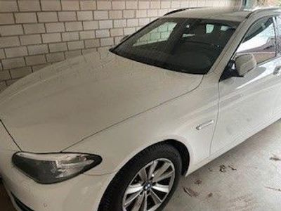 gebraucht BMW 520 d xDrive Touring A -