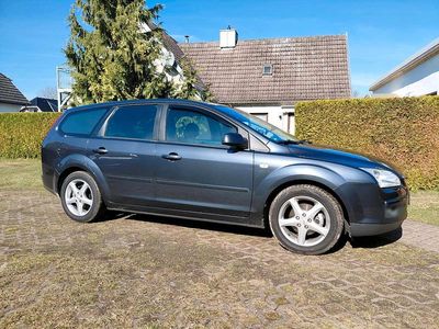 Gebraucht Ford Focus 109 PS (80 kW) 2007 Blau Kombi
