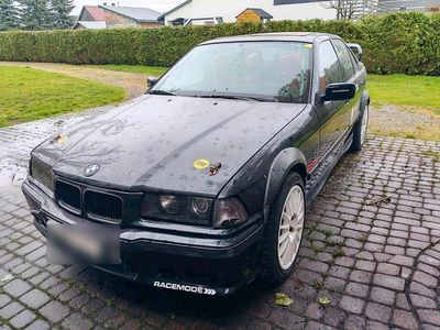 Second-hand BMW 325 Performance 270 CP (198 kW) 1995 Albastru Berlinǎ