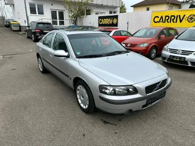Gebraucht Volvo S60 140 PS (102 kW) 2002 Silber Limousine