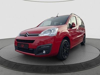 Gebraucht Citroën Berlingo 110 PS (80 kW) 2017 Rot Van / Kleinbus