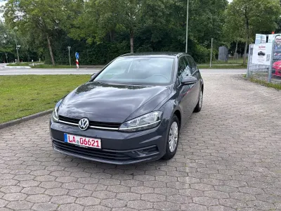 Gebraucht VW Golf VII Trendline 86 PS (63 kW) 2017 Grau Limousine