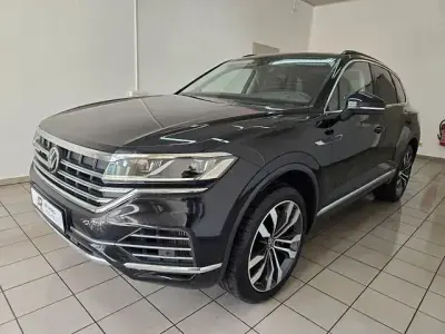 Gebraucht VW Touareg 381 PS (280 kW) 2022 Schwarz SUV