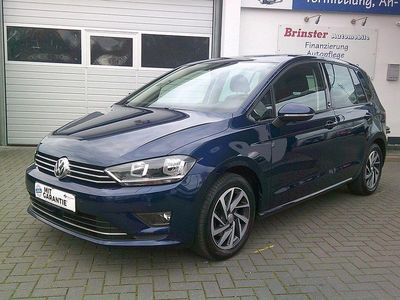 Blau Gebraucht 2017 VW Golf Sportsvan Sound Van / Kleinbus | 15.750 € (Fairer Preis)