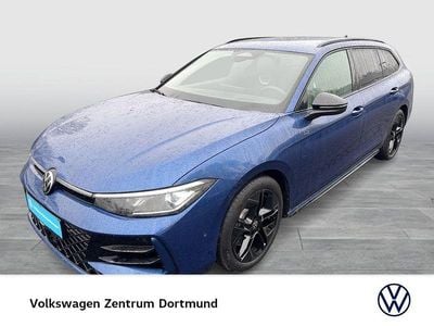 Gebraucht VW Passat R-line 265 PS (194 kW) 2025 Blau Kombi