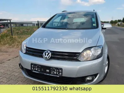Gebraucht VW Golf VI Team 105 PS (77 kW) 2011 Silber Kleinwagen