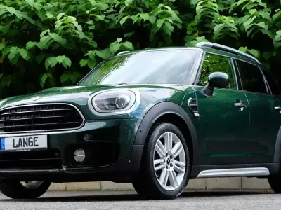 Gebraucht Mini One Countryman Chili 102 PS (75 kW) 2019 British racing green ii met (metallic) SUV