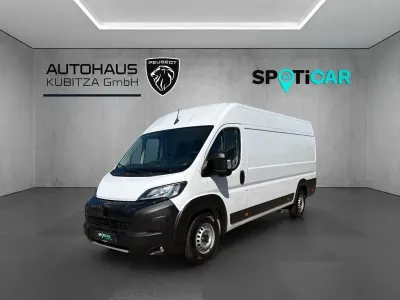 Gebraucht Peugeot Boxer 140 PS (102 kW) 2025 Weiß Van