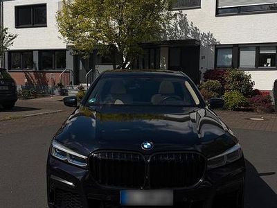 Gebraucht BMW 750 M Sport 530 PS (389 kW) 2019 Schwarz Limousine