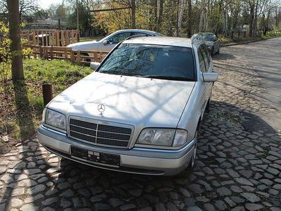 Gebraucht Mercedes 230 150 PS (110 kW) 1997 Silber metallic Kombi