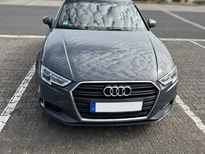 Gebraucht Audi A3 Sport 150 PS (110 kW) 2018 Grau Limousine