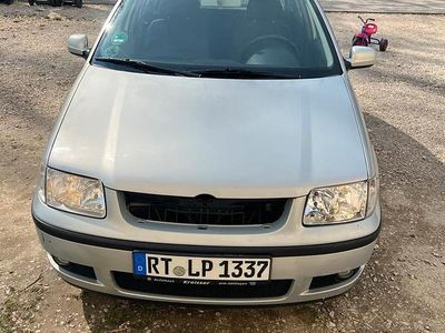 Gebraucht VW Polo 70 PS (51 kW) 2000 Silber Kombi