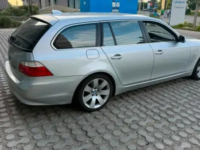 Gebraucht BMW 520 177 PS (130 kW) 2007 Silber Kombi