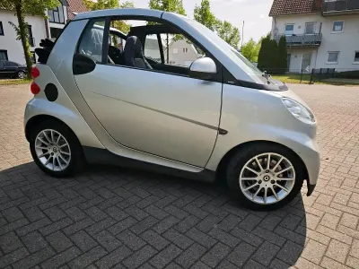 Używany Smart ForTwo Cabrio 71 KM (52 kW) 2010 Srebrny Kabriolet