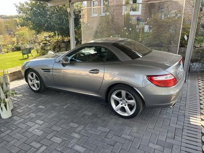 Usata Mercedes SLK200 184 CV (135 kW) 2011 Grigio Cabrio