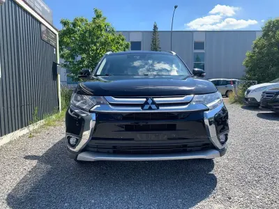 Gebraucht Mitsubishi Outlander 150 PS (110 kW) 2018 Schwarz SUV