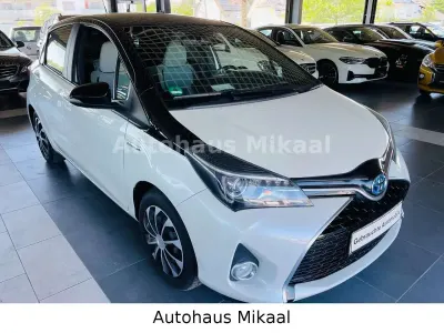 Gebraucht Toyota Yaris Hybrid Style 75 PS (55 kW) 2016 Perl Kleinwagen
