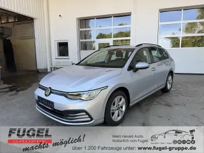 Gebraucht VW Golf VIII Life 116 PS (85 kW) 2021 Reflexsilber metallic Kombi