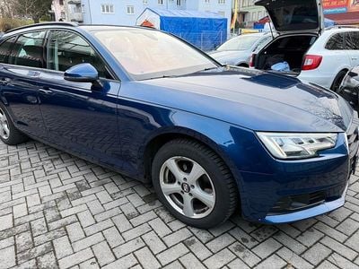 Gebraucht Audi A4 170 PS (125 kW) 2018 Blau Kombi
