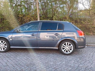Begagnad Opel Signum 155 HK (114 kW) 2006 Halvkombi