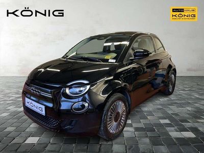 Gebraucht Fiat 500e 42 kW (58 PS) 2023 Onyxschwarz Kleinwagen