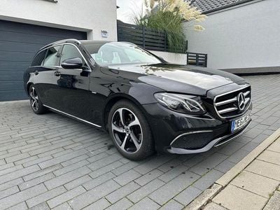 Mercedes E200