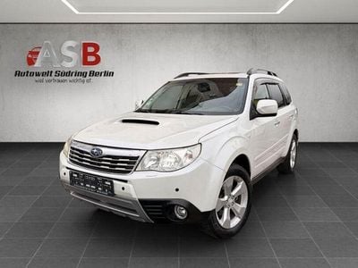 Begagnad Subaru Forester 230 HK (169 kW) 2008 Vit SUV