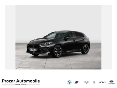 Gebraucht BMW 120 M Sport 150 PS (110 kW) 2025 Saphirschwarz Kleinwagen