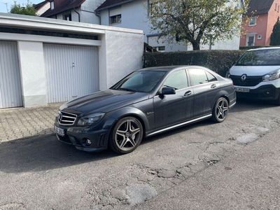Mercedes C63 AMG