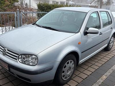 Silber Gebraucht 1999 VW Golf Limousine | 490 € (Superpreis)