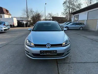 Second-hand VW Golf VII Comfortline 110 CP (80 kW) 2017 Argintiu Break