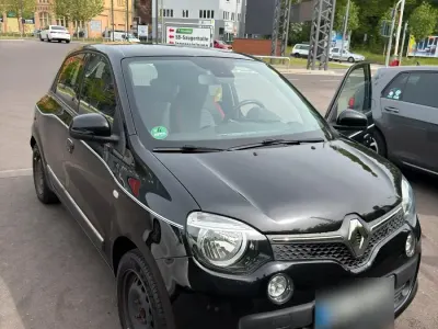 Gebraucht Renault Twingo 90 PS (66 kW) 2015 Schwarz Kleinwagen