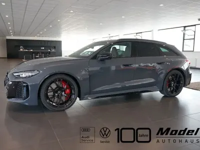 Gebraucht Audi RS5 Sport 639 PS (469 kW) 2026 Grau Kombi