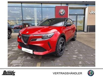 Neu Alfa Romeo Junior Ti 114 kW (156 PS) 2026 Rosso brera mit schwarzem dach (metallic) SUV