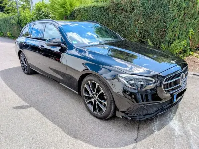 Gebraucht Mercedes E220 Night 200 PS (147 kW) 2022 Schwarz Limousine