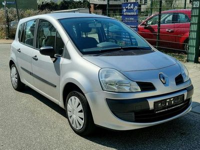 Gebraucht Renault Modus 75 PS (55 kW) 2008 Silber Van / Kleinbus