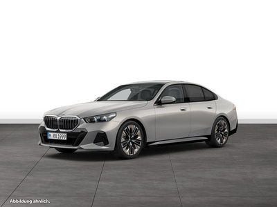 Usata BMW 520 M Sport 197 CV (144 kW) 2025 Grigio Berlina