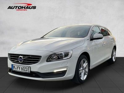 gebraucht Volvo V60 V60Momentum AWD