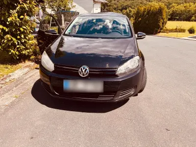 Gebraucht VW Golf VI 80 PS (58 kW) 2009 Schwarz Kleinwagen