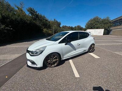Gebraucht Renault Clio IV R.S. 200 PS (147 kW) 2015 Weiß Limousine