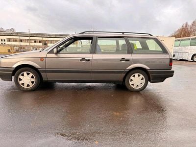 Gebraucht VW Passat 75 PS (55 kW) 1993 Grau Kombi