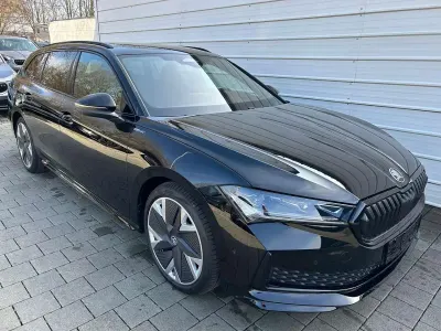 Neu Skoda Superb SportLine 193 PS (141 kW) 2026 Ebony black metallic Kombi