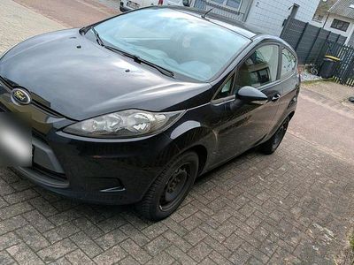 Gebraucht Ford Fiesta Trend 82 PS (60 kW) 2011 Schwarz Kleinwagen