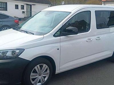 Gebraucht VW Caddy Maxi Basis 102 PS (75 kW) 2024 Weiß Van / Kleinbus