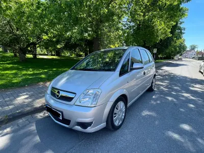Occasion Opel Astra 101 ch (74 kW) 2007 Argent Citadine