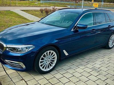 Gebraucht BMW 520 Luxury Line 190 PS (139 kW) 2018 Blau Kombi