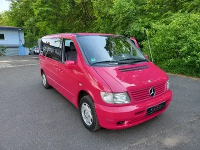 Używany Mercedes V220